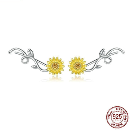 S925 Silver Small Daisy Earrings Light And Luxurious Niche Design
