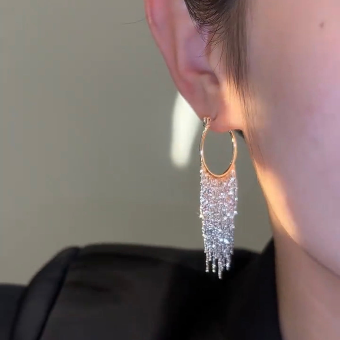 Elegant Women's Niche Design High Sense Tassel Earrings