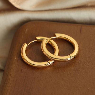Boucles d'oreilles Huggie plaquées or 18 carats